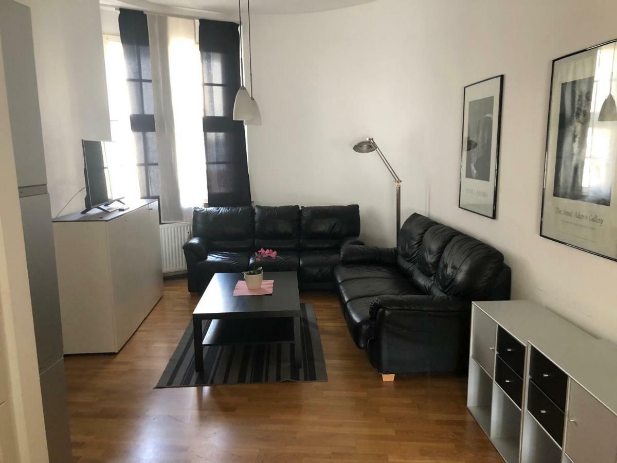 Ferienwohnung Mitten In Wiesbaden Exteriér fotografie